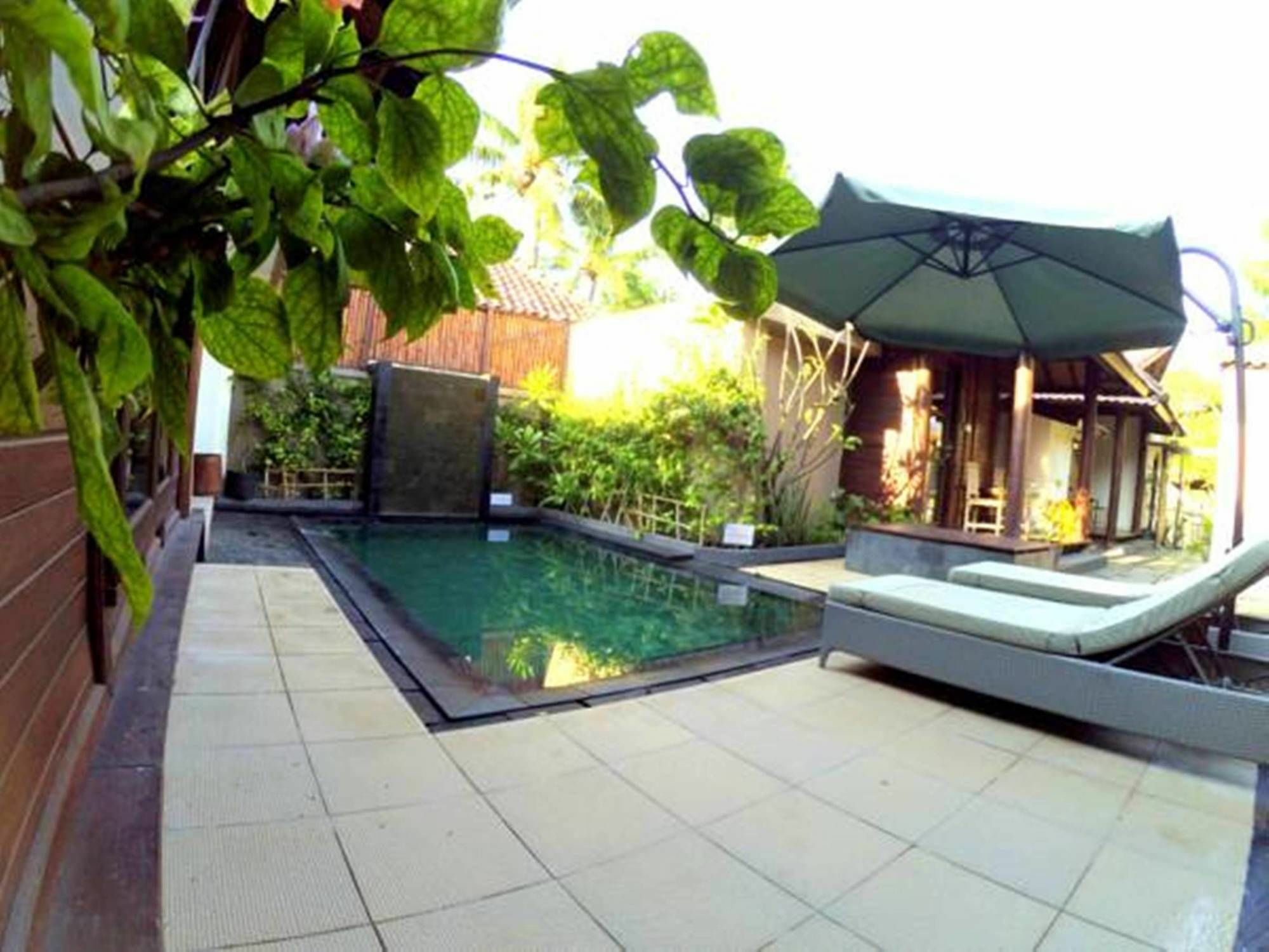 Drupadi Bungalows Gili Trawangan Exterior foto